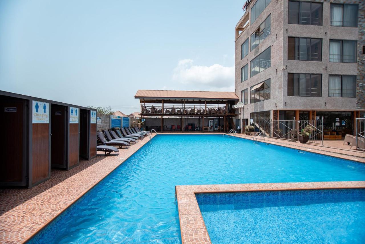 Plus 33 Hotel Nungua Eksteriør bilde