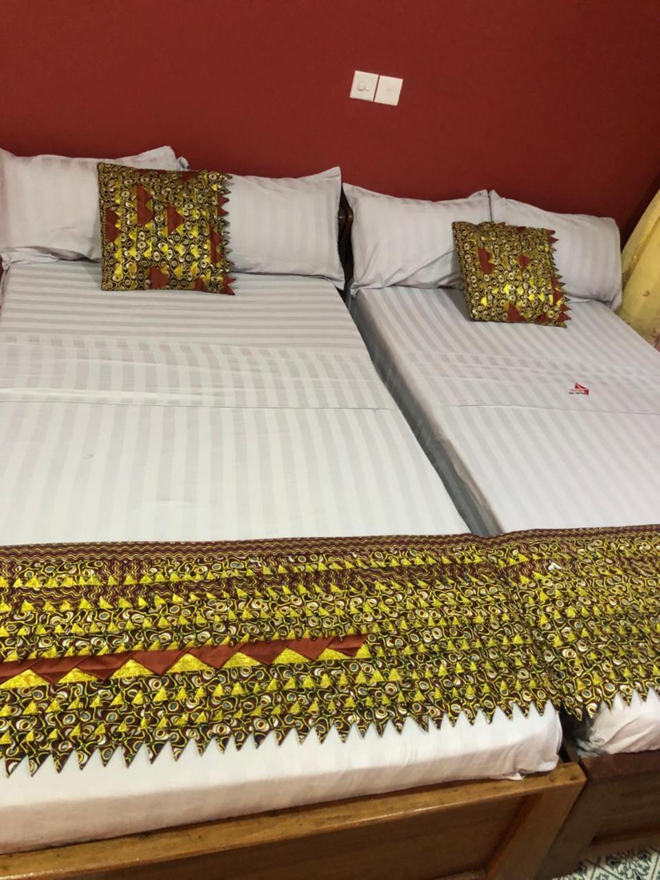 Plus 33 Hotel Nungua Eksteriør bilde