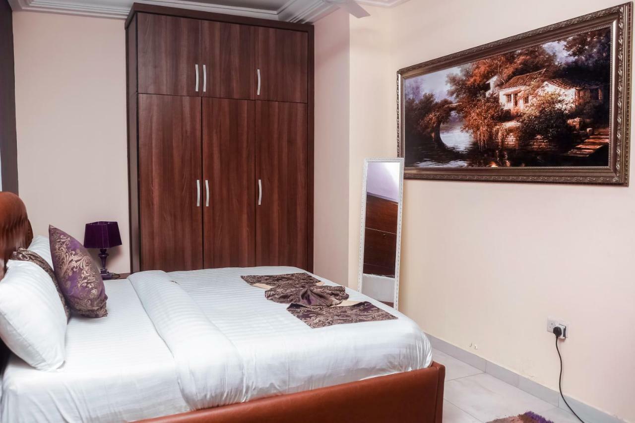 Plus 33 Hotel Nungua Eksteriør bilde